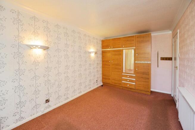 2 bed Bungalow for sale Image 8