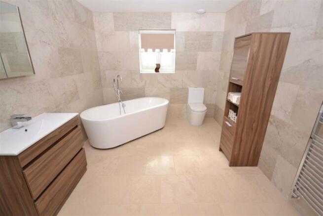 Main House Bathroom
