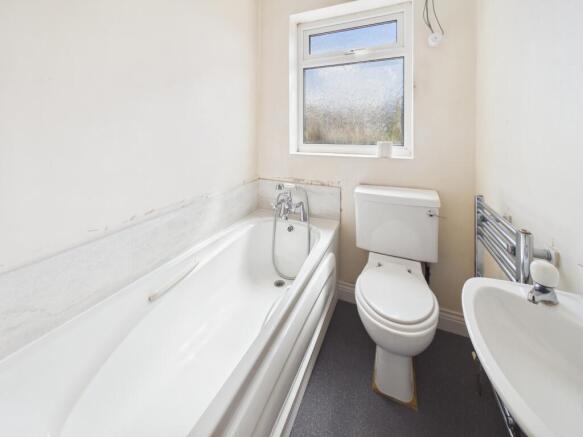 3 bed Terraced for sale Image 7
