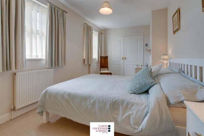 Bedroom 1-2.jpg