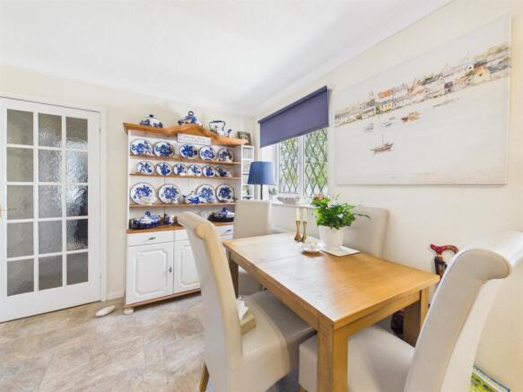 2 bed Detached Bungalow for sale Image 5