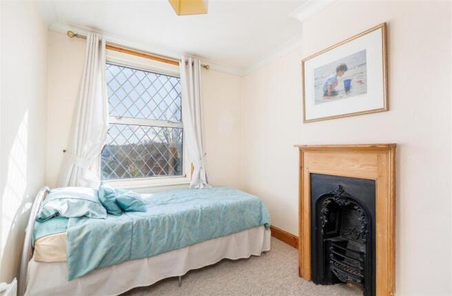 Bedroom 2-1