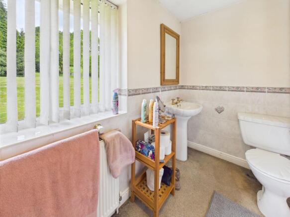 En-suite Bathroom