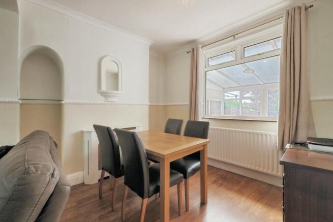 3 bed Semi-Detached for sale Image 4
