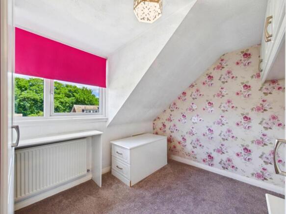 3 bed Semi-Detached Bungalow for sale Image 10