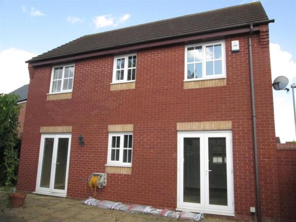 Saville Close rear a