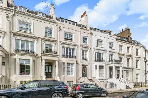 Alma Square,
St John's Wood, NW8