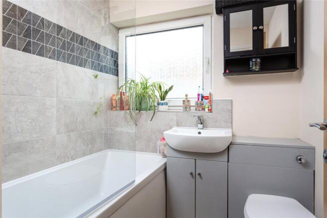 3 bed Bungalow for sale Image 11