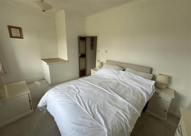 1 bed Semi-Detached for sale Image 12