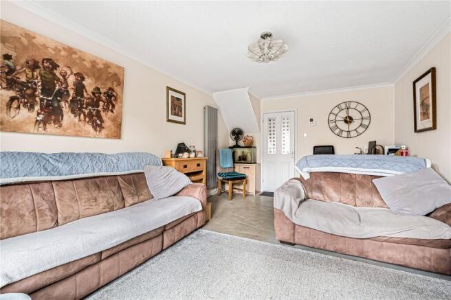 Aymer Drive, Staines-upon-Thames, Surrey, TW18 photo 3