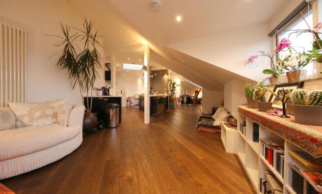 11 Vicarage Mews 213