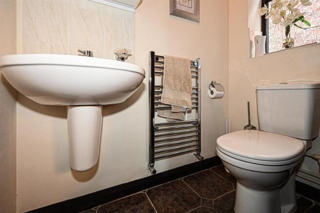 Guest cloakroom