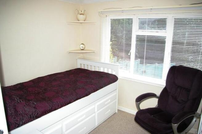 1 OF DOUBLE BEDROOM