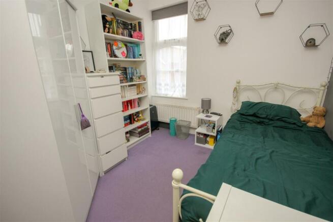 Bedroom 2.jpg