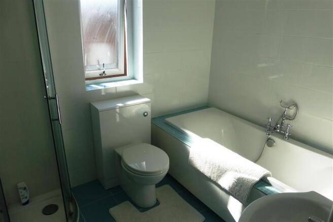 En-suite Bathroom