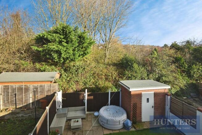 3 bed Semi-Detached for sale Image 11