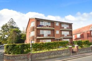 Flat 1, 12 Albany Court, Lewes Road, Eastbourne BN21 2BT