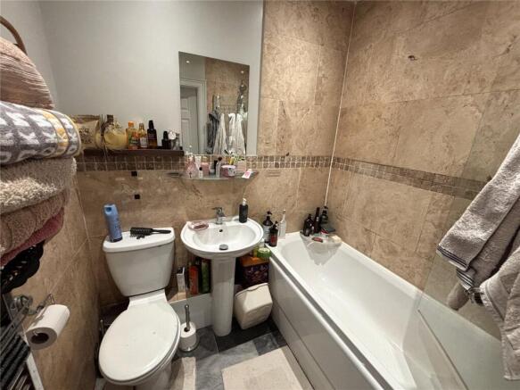 10 bed Semi-Detached for sale Image 11