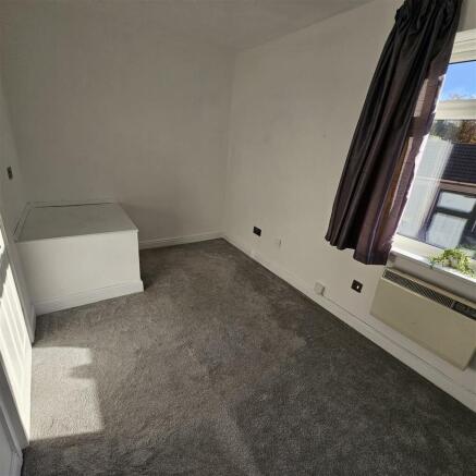 Bedroom.jpg