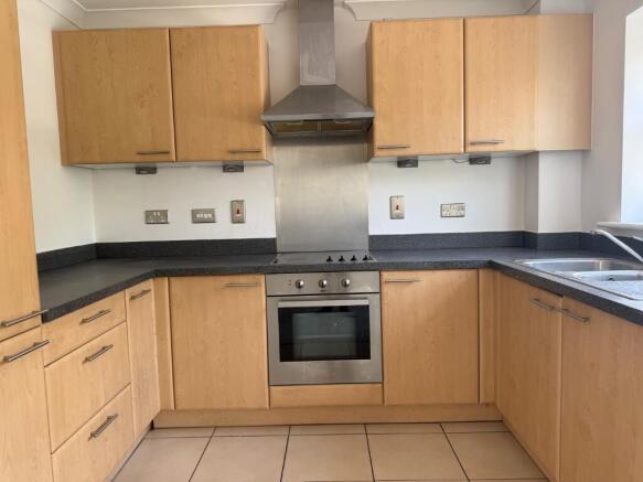 Reliance Way, Oxford, Oxfordshire, OX4 photo 4