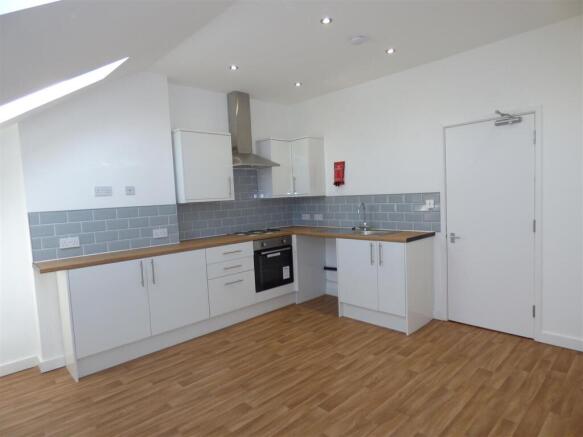 kitchen 1.JPG
