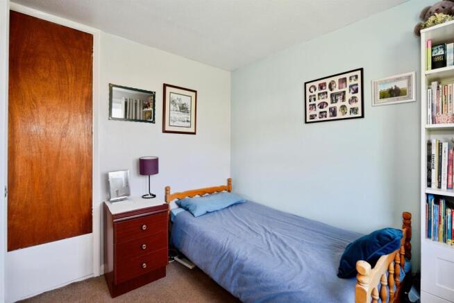 3 bed Semi-Detached for sale Image 10
