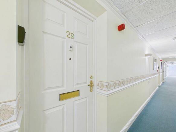 1 bed Apartment for sale Image 11
