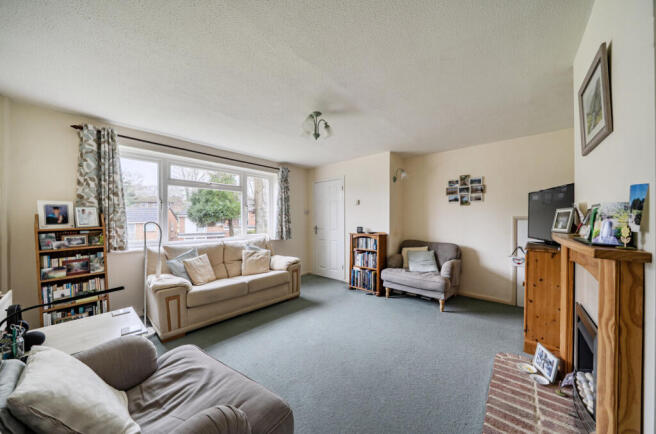 1426071-11-69b2f1...