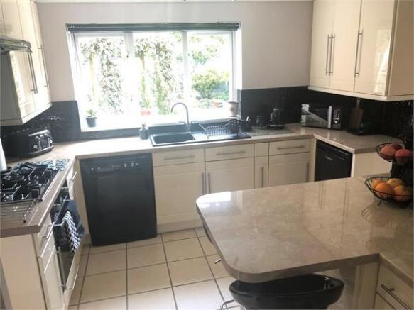 Fitted Kitchen