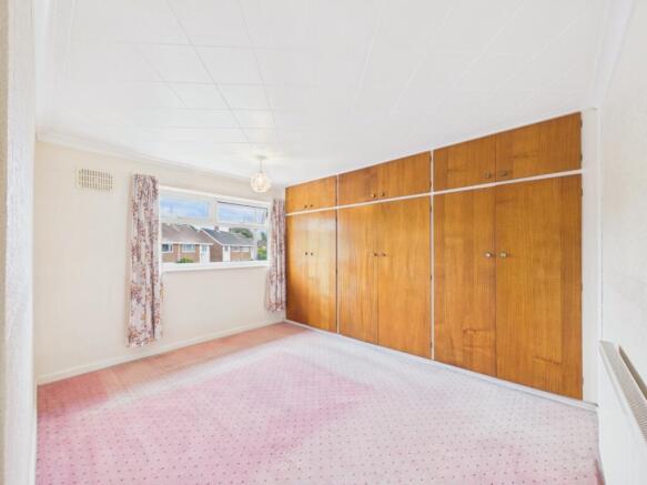 3 bed Terraced for sale Image 9
