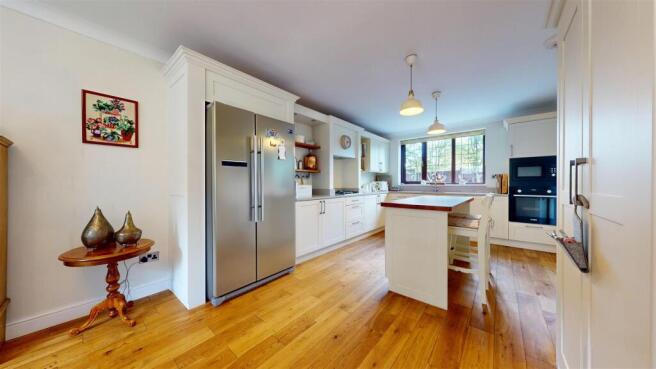 Laurel Court Kitchen