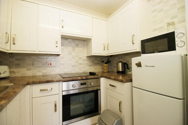 1 bed Ground Flat for sale Image 5
