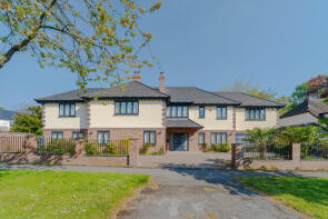 39, Barlows Road, Birmingham B15 2PN
