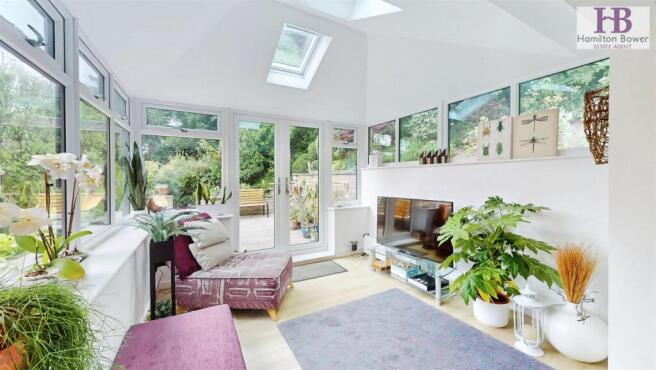 3 bed Detached for sale Image 8