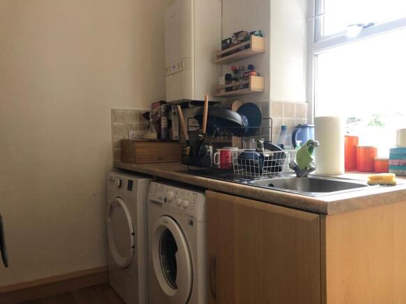 1 bed House to rent Image 5