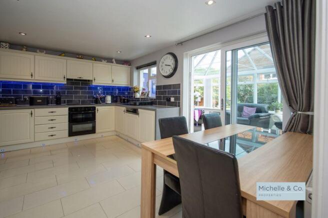 Kitchen/dining room