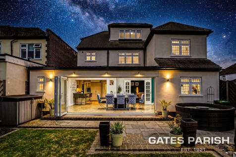 Cranston Park Avenue, Upminster, RM14