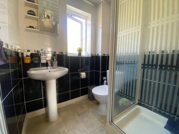 3 bed Detached for sale Image 12