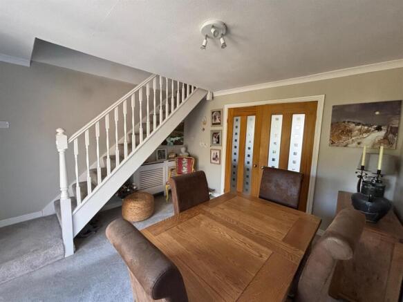4 bed House for sale Image 4