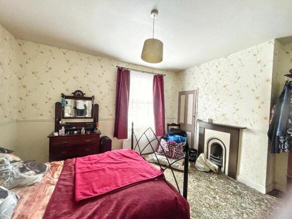 3 bed Terraced for sale Image 5