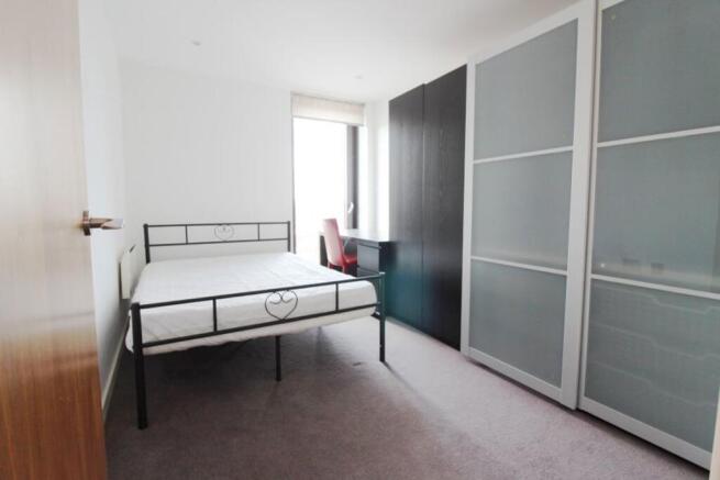 2 bed Flat to rent Image 6