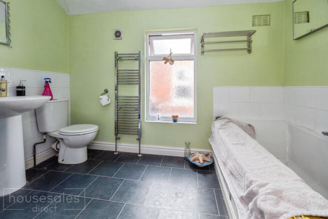 4 bed Terraced for sale Image 12