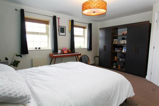 Bedroom 1.JPG