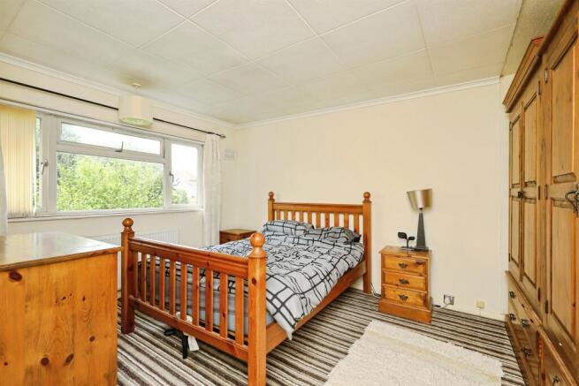 3 bed Semi-Detached for sale Image 10