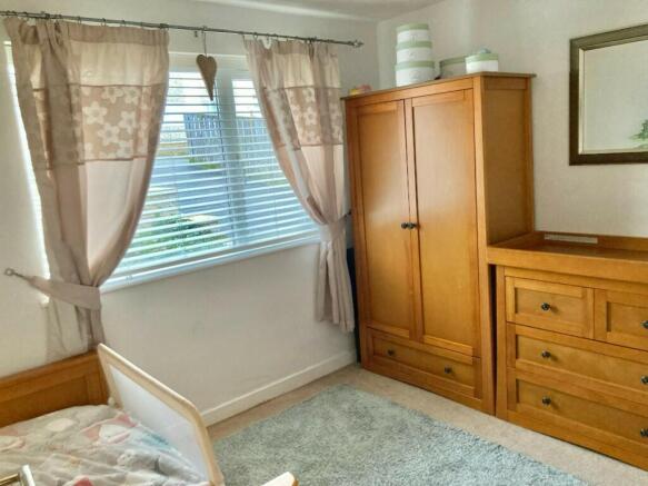 FRONT BED 3