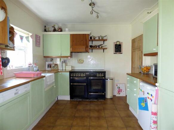 Fitted Kitchen