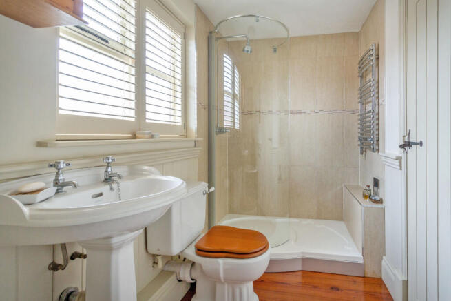 Ensuite