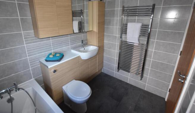 bathroom1.jpg