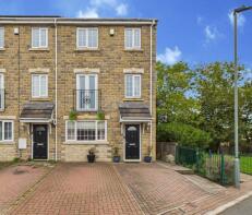 21, Highfield Court, Soothill, Batley WF17 6HR