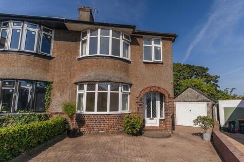 Beaufort Place, Newport, NP19